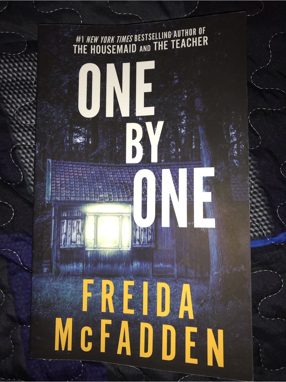 One by One – Thriller by McFadden